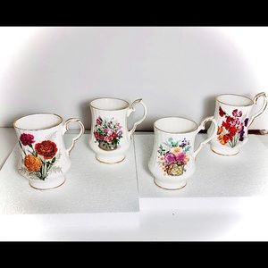 Royal Windsor Set of 4 Mugs.